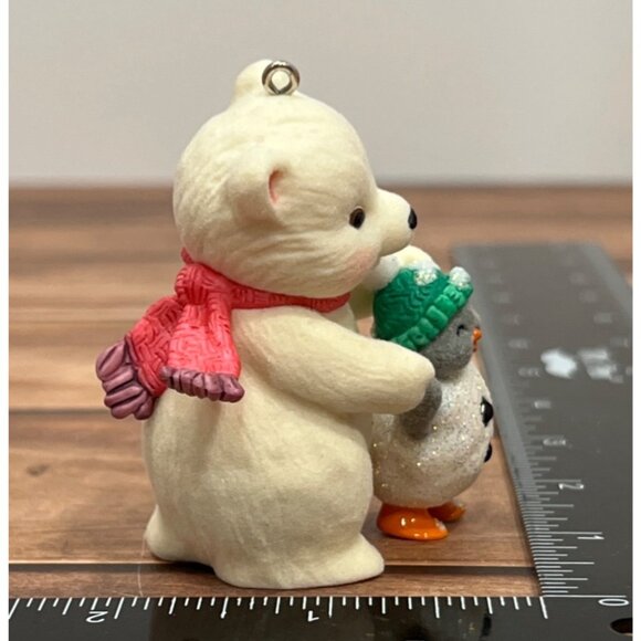 HALLMARK ORNAMENT QX8022 THERE'S NO FUN LIKE SNOW FUN SNOWBALL & TUXEDO PENGUIN - Picture 6 of 10